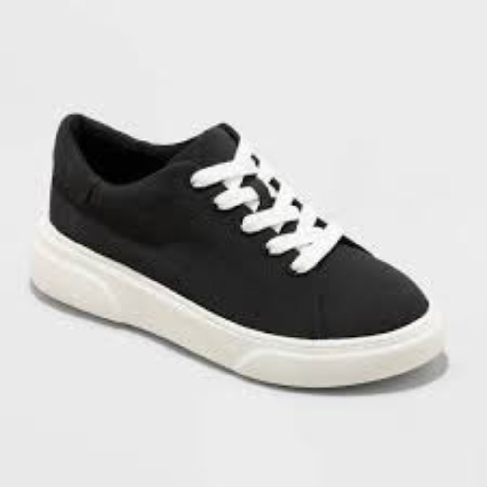 Women's Mad Love Sia Sneakers- Size 10